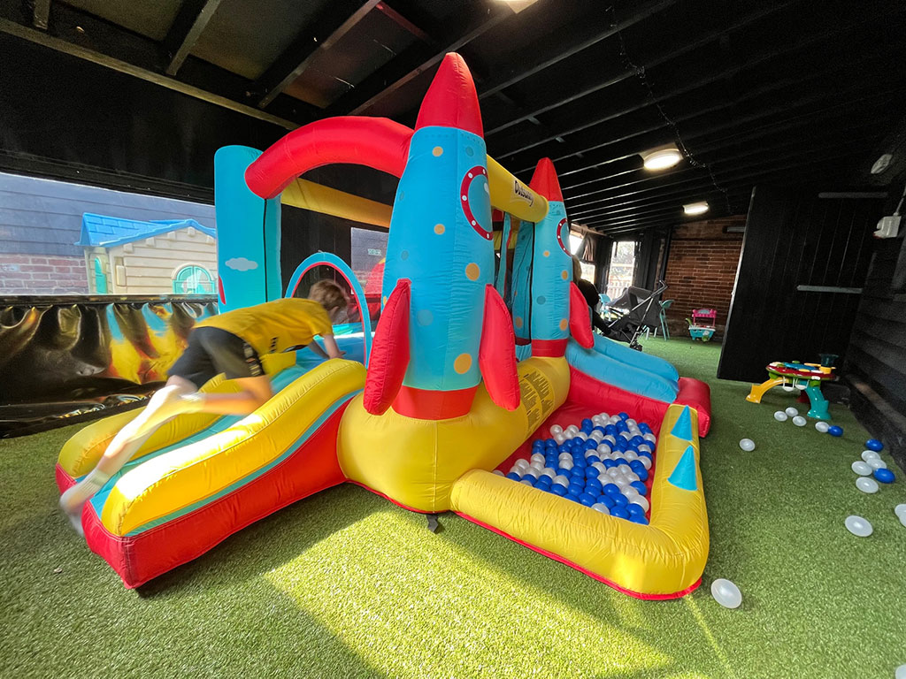 bouncy castle Oliver Hayward Playbarn